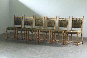 Vintage set of 6 Brutalist Oak Dining Chairs, Style of Henning Kjærnulf – 1960s