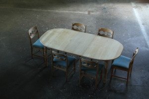 Vintage Scandinavian Solid Oak Extendable Dining Table with Two Leaves – 1960s