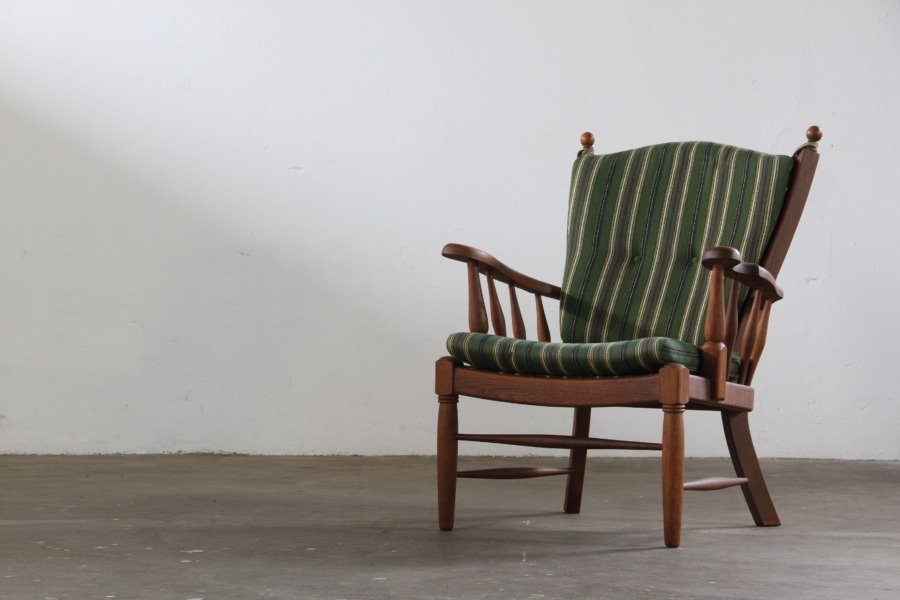 Vintage Danish Mid-Century Oak Armchair, attributed to Henning Kjærnulf 1960s